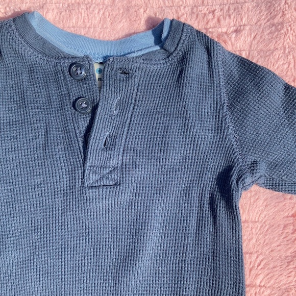 ⭐️Lot of 4⭐️ 3-6M Gap/Old Navy Onesies, Footies - Picture 12 of 13